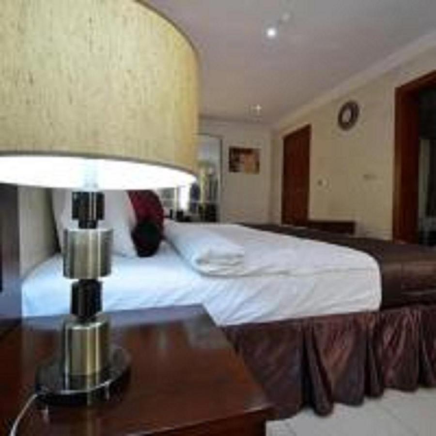 Palazzo Dumont Hotel Ikuata Екстериор снимка