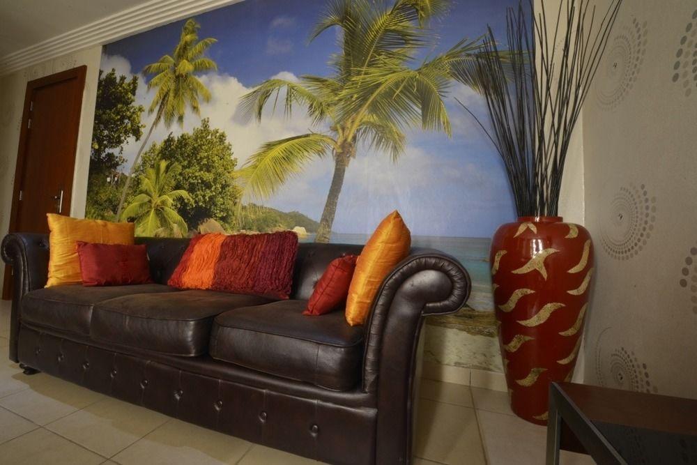 Palazzo Dumont Hotel Ikuata Екстериор снимка